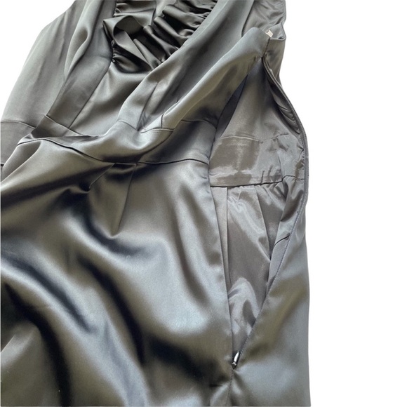 TAYLOR Little Black Dress Ruffle Neck Dress Size 2 - Picture 6 of 8